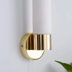 Porto Bathroom Wall Light Brass -Dunelm Cheap Lighting Store 1000182551 alt03