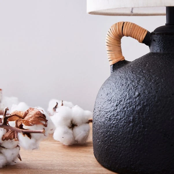 Zuri Traditional Ceramic Handle Table Lamp 5 Zuri Traditional Ceramic Handle Table Lamp - Image 5